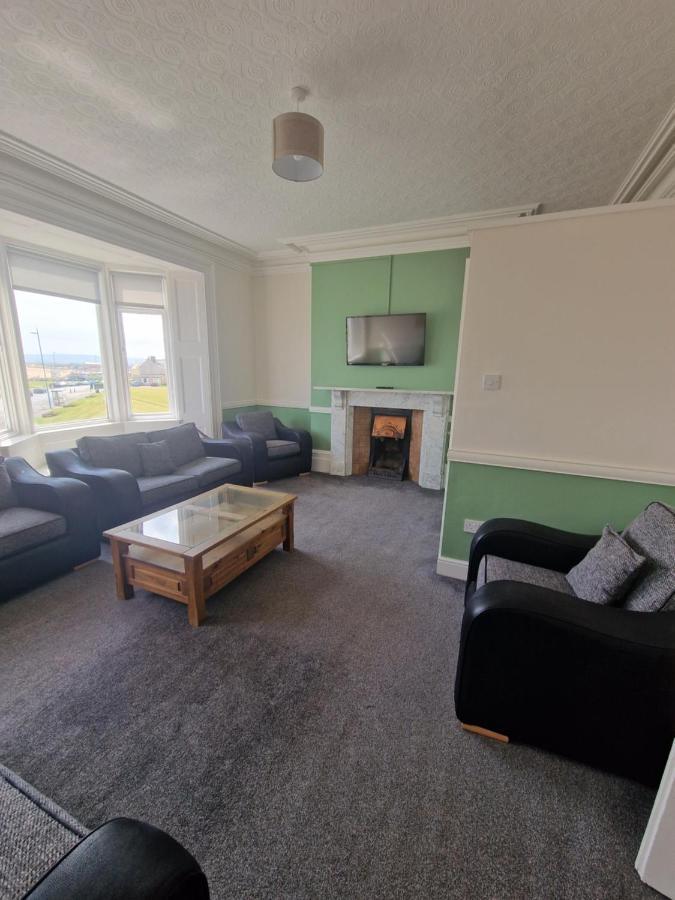 2 The Green, Exceptional Large House, Sea Views Loads Of Bathrooms Seaton Carew Exteriör bild