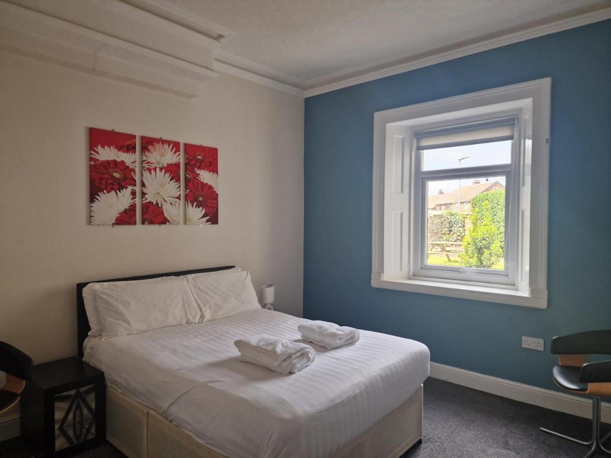 2 The Green, Exceptional Large House, Sea Views Loads Of Bathrooms Seaton Carew Exteriör bild