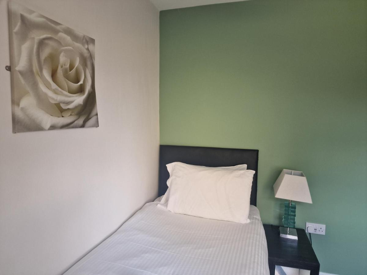 2 The Green, Exceptional Large House, Sea Views Loads Of Bathrooms Seaton Carew Exteriör bild